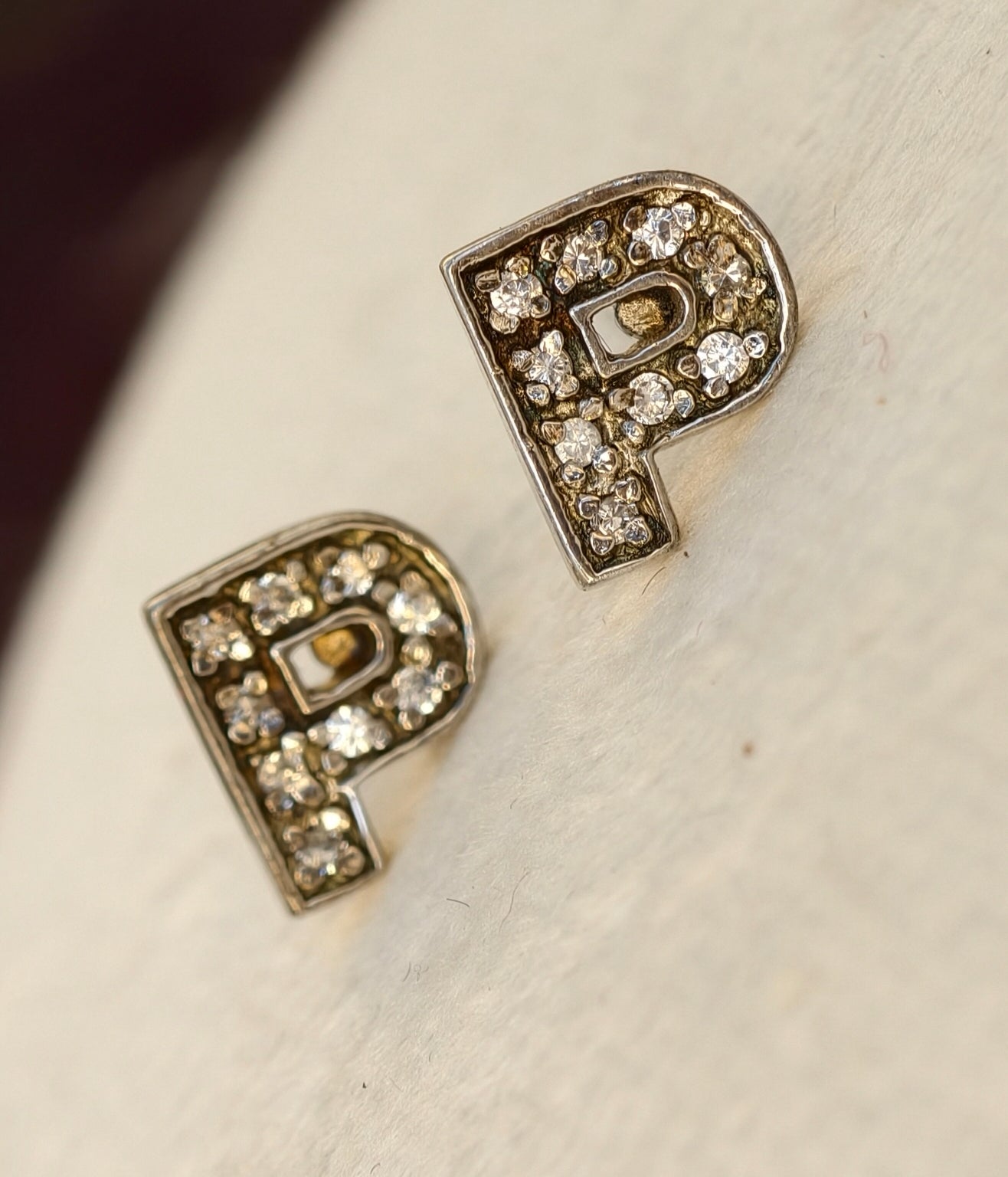 Italian Studs (BK02)