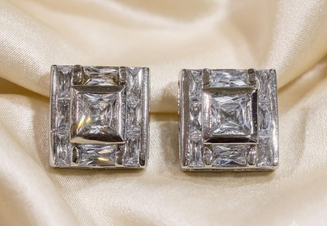 Earrings/Tops (BD02)