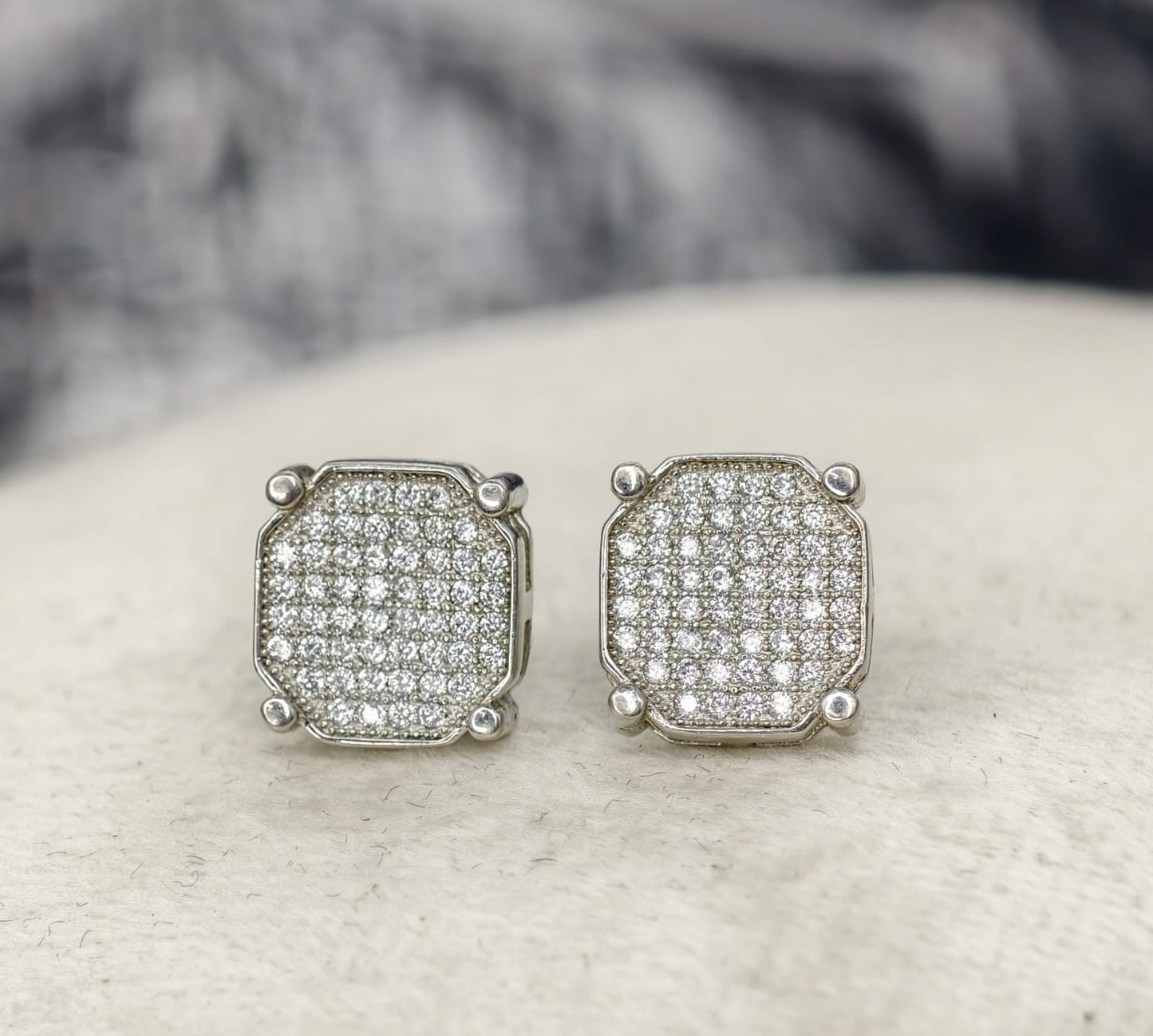 Italian Earrings (BD27)