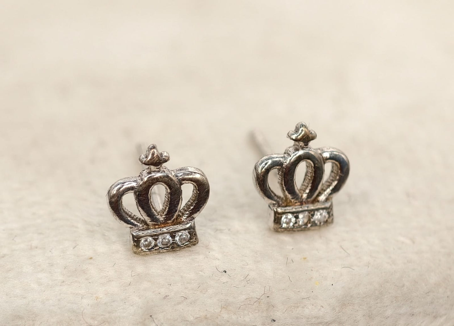Italian Studs (BK22)