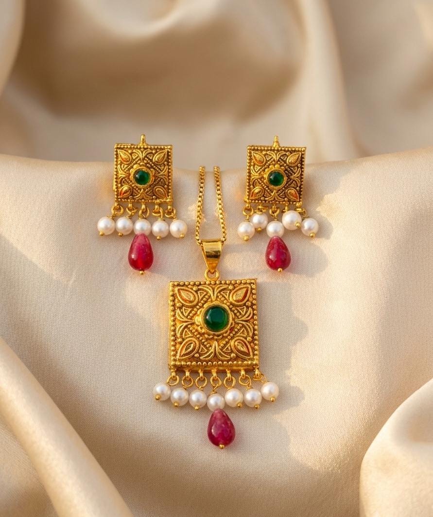 Pendent Set (BA14)