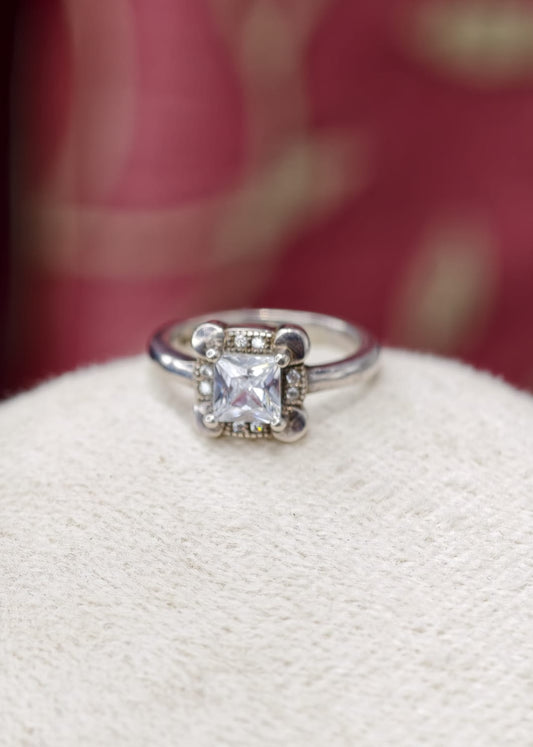 Solitaire Ring (BL155)