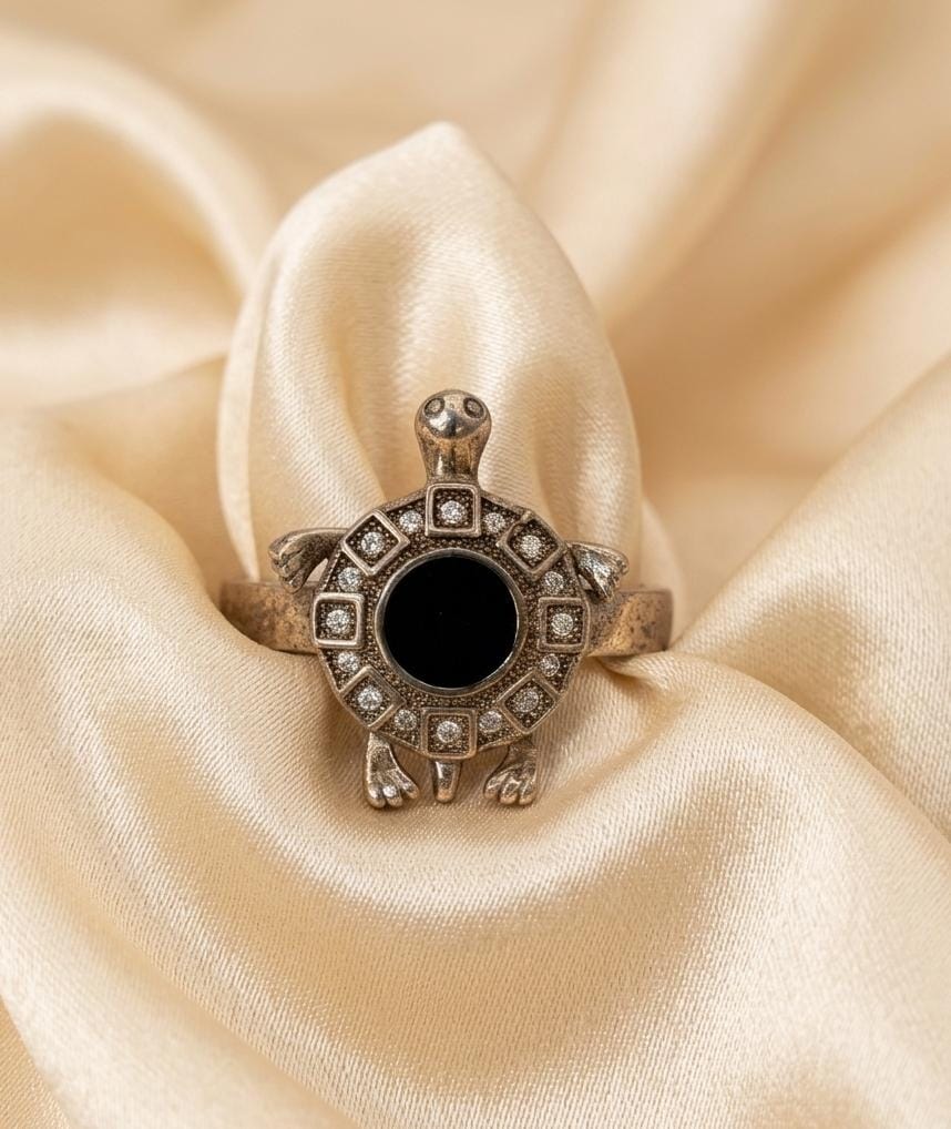Cocktail Ring (BL01)
